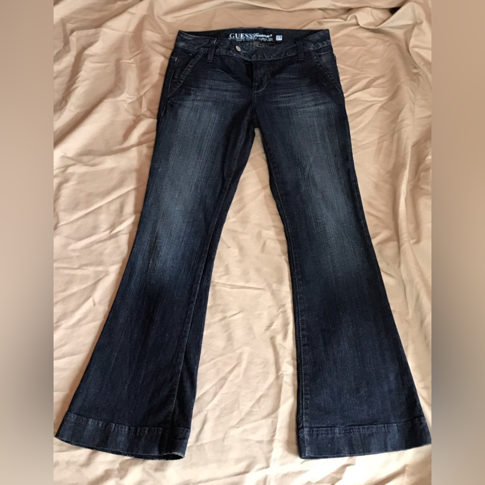 GUESS JEANS